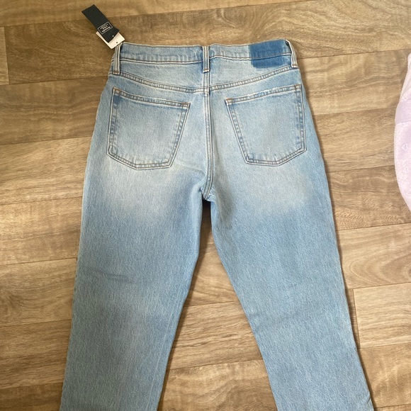BNWT abercrombie jeans!! brand new - Picture 3 of 3